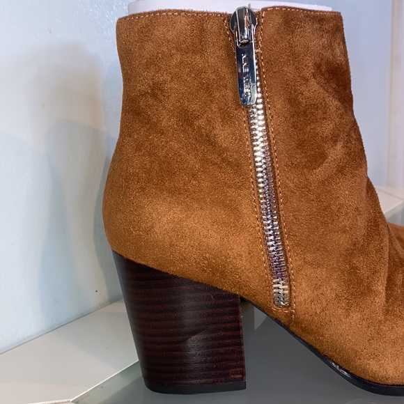 Nine West Neva2 Women's Ankle Boots Brown Faux Suede-Women’s Size 8.5-NWOB - Picture 2 of 11